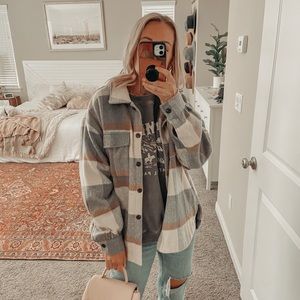 Plaid shacket size small